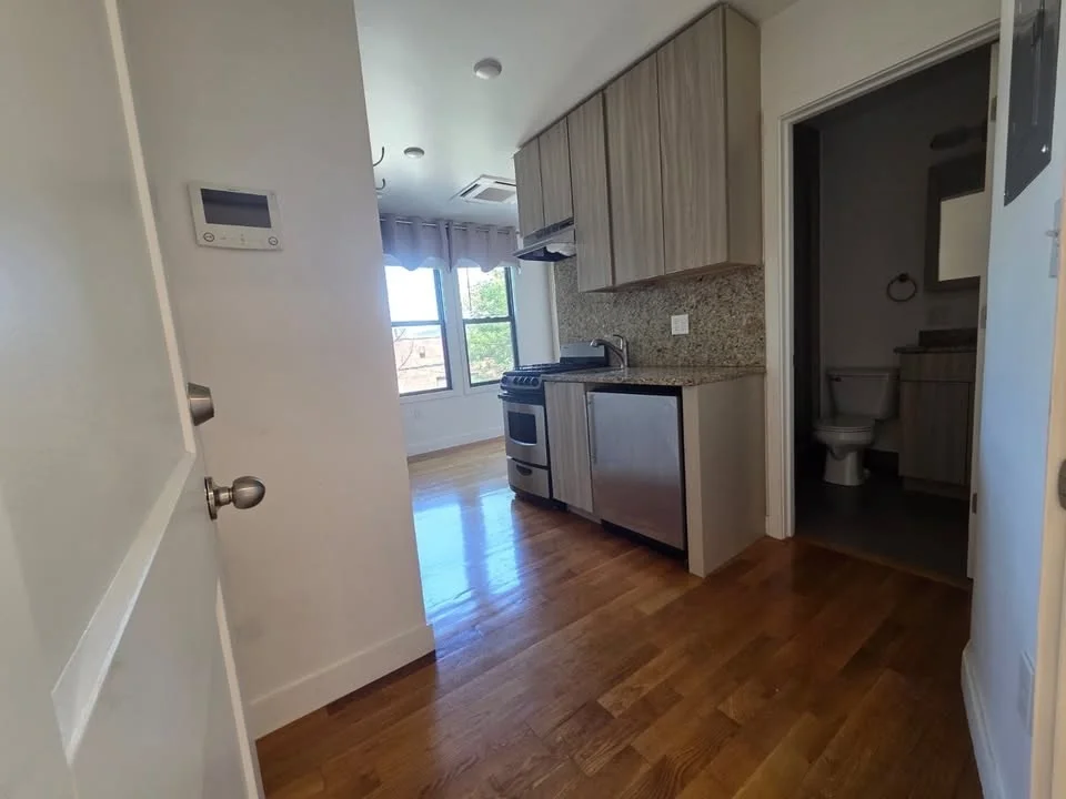 Studio bed, 1 bath apartment for rent at 21 Fifth St Unit 19, Chelsea — photo 1 of 6