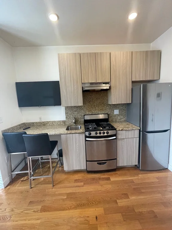Studio bed, 1 bath apartment for rent at 21 Fifth St Unit 24, Chelsea — photo 5 of 9