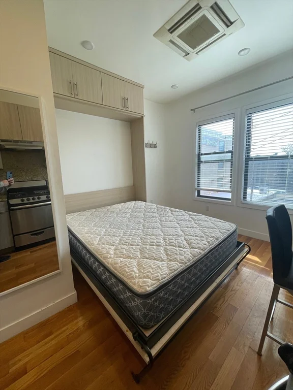 Studio bed, 1 bath apartment for rent at 21 Fifth St Unit 24, Chelsea — photo 3 of 9