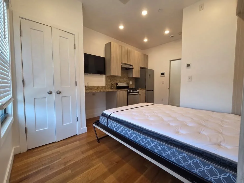 Studio bed, 1 bath apartment for rent at 21 Fifth St Unit 24, Chelsea — photo 3 of 8