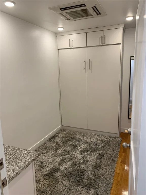 Studio bed, 1 bath apartment for rent at 21 Fifth Unit 17, Chelsea