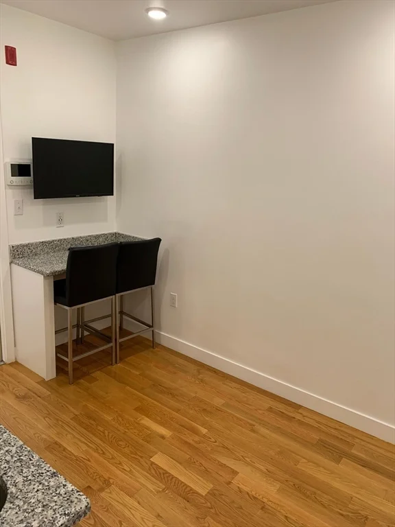 Studio bed, 1 bath apartment for rent at 21 Fifth Unit 8, Chelsea — photo 8 of 11