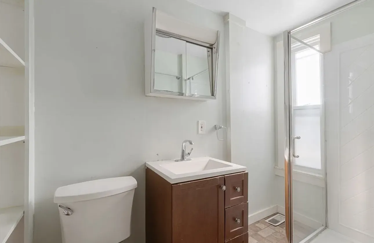 2 bed, 1 bath apartment for rent at 21 Florence St Unit 1, Cambridgeport — photo 12 of 15