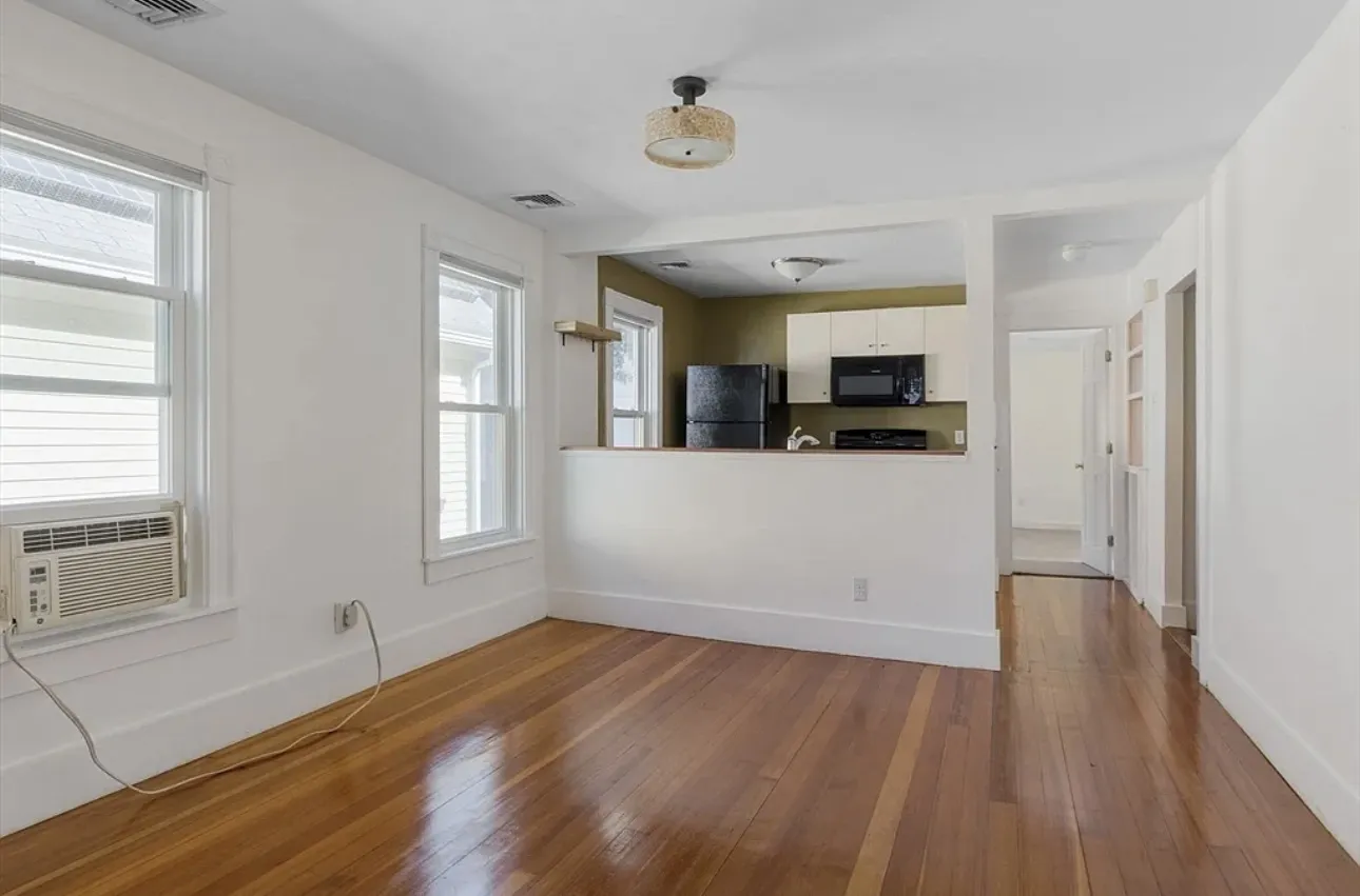 2 bed, 1 bath apartment for rent at 21 Florence St Unit 1, Cambridgeport — photo 1 of 15