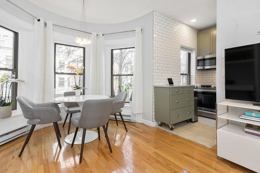 1 bed, 1 bath apartment for rent at 21 Follen Unit 2F, Back Bay — photo 5 of 8
