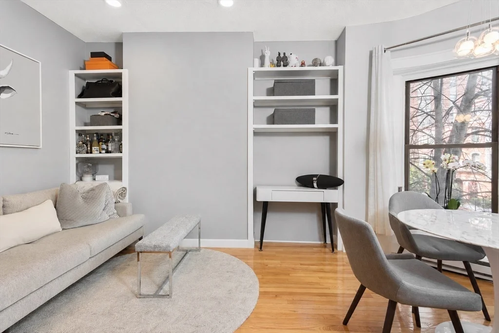 1 bed, 1 bath apartment for rent at 21 Follen Unit 2F, Back Bay — photo 2 of 8