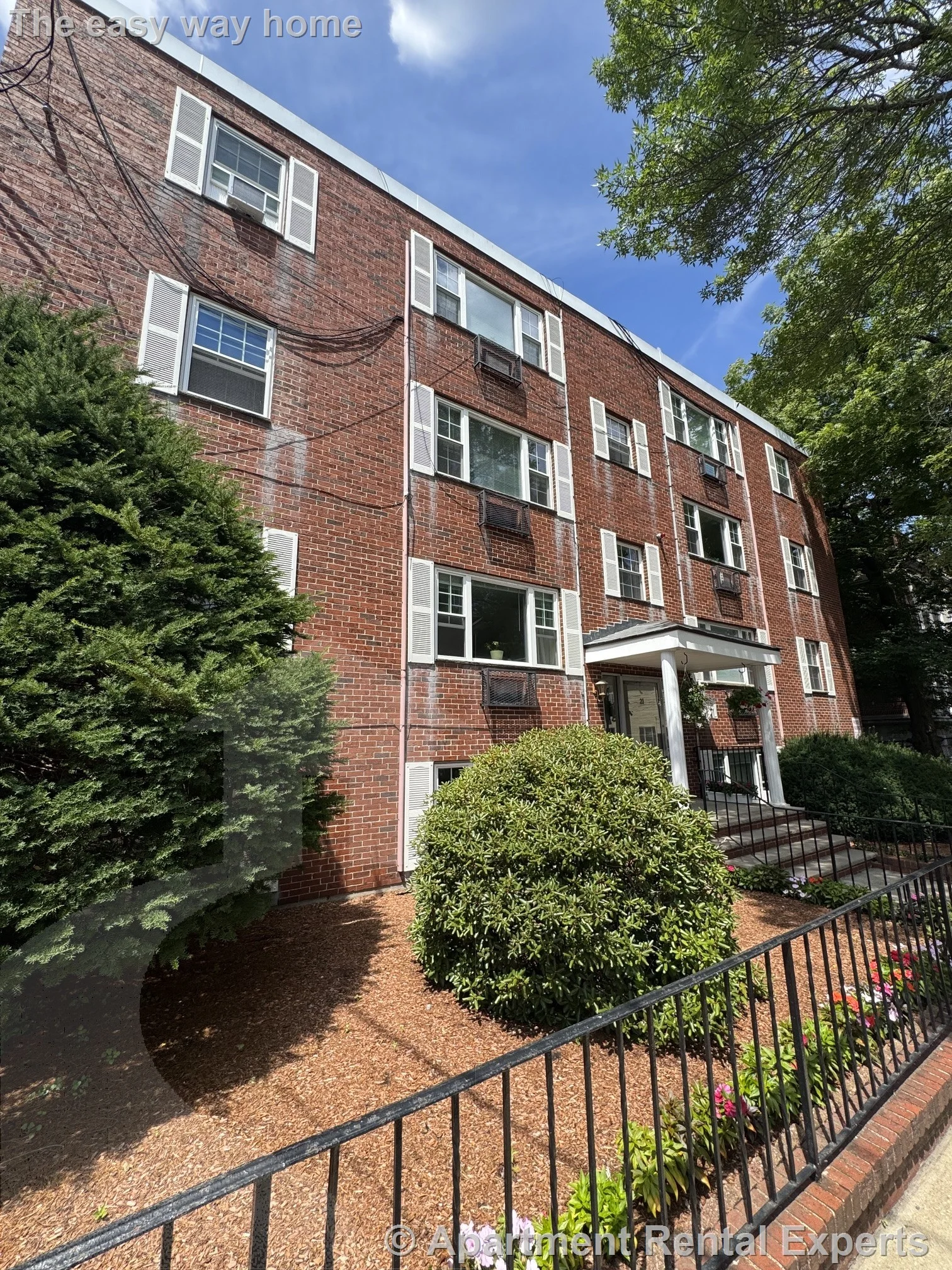 2 bed, 1 bath apartment for rent at 21 Franklin St Unit 8, Sullivan Square