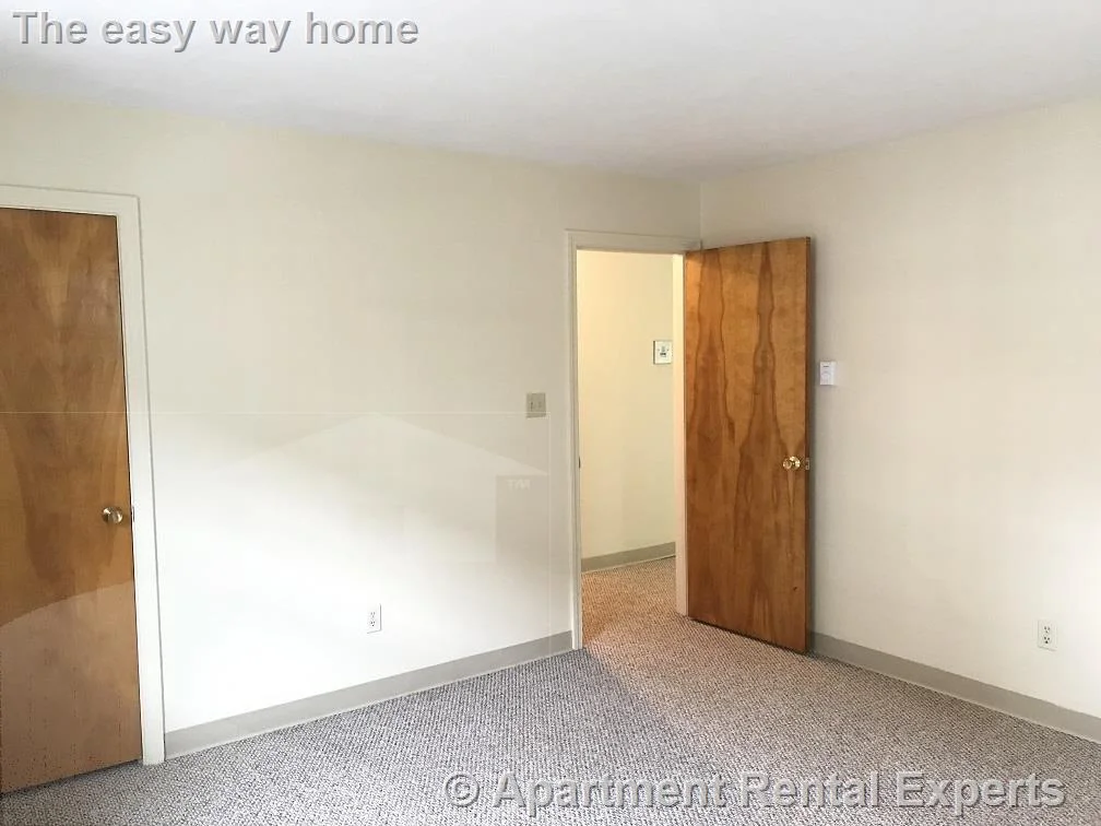 2 bed, 1 bath apartment for rent at 21 Franklin St Unit 8, Sullivan Square — photo 5 of 13