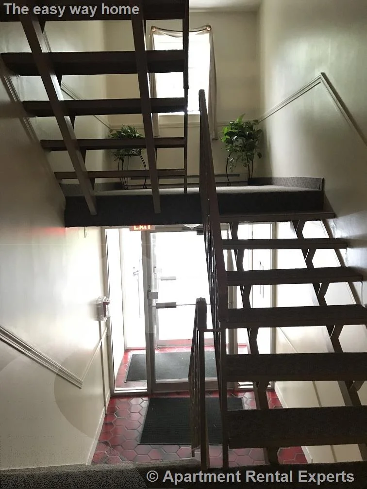 2 bed, 1 bath apartment for rent at 21 Franklin St Unit 8, Sullivan Square — photo 10 of 13