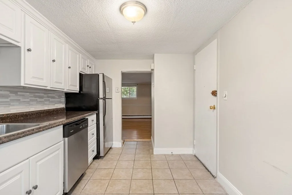2 bed, 1 bath apartment for rent at 21 Gates St Unit 1, West Roxbury — photo 5 of 18