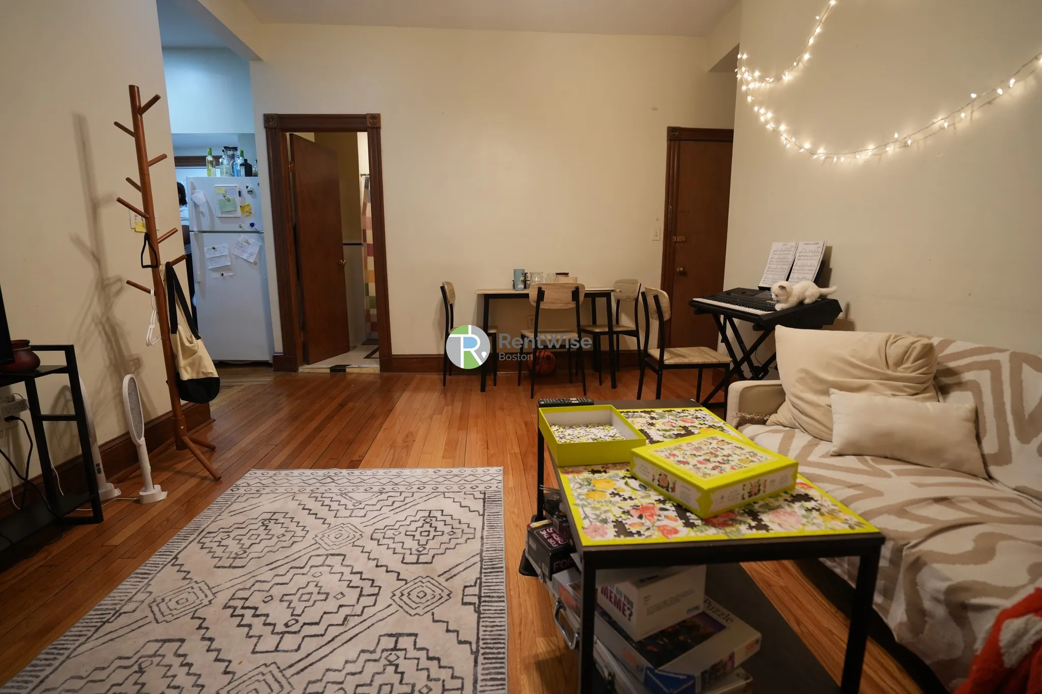 3 bed, 2 bath apartment for rent at 21 Gibbs St Unit 2, North Brookline — photo 2 of 26