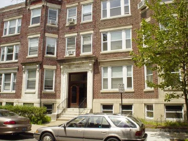 3 bed, 2 bath apartment for rent at 21 Gibbs St Unit 2, North Brookline — photo 25 of 26