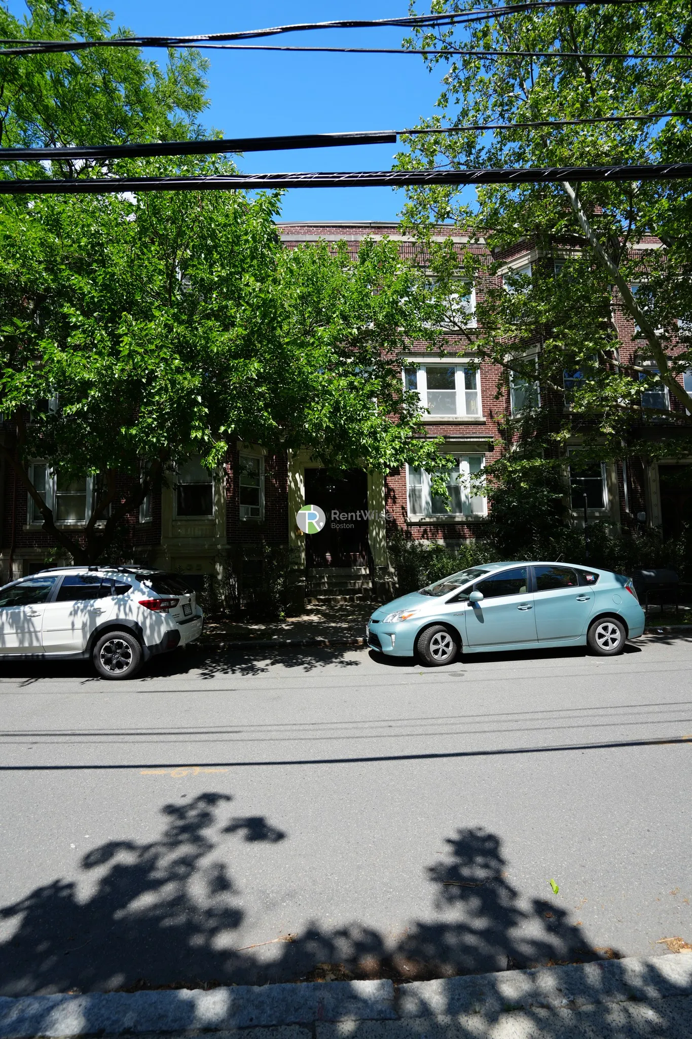 3 bed, 2 bath apartment for rent at 21 Gibbs St Unit 2a, North Brookline — photo 17 of 20