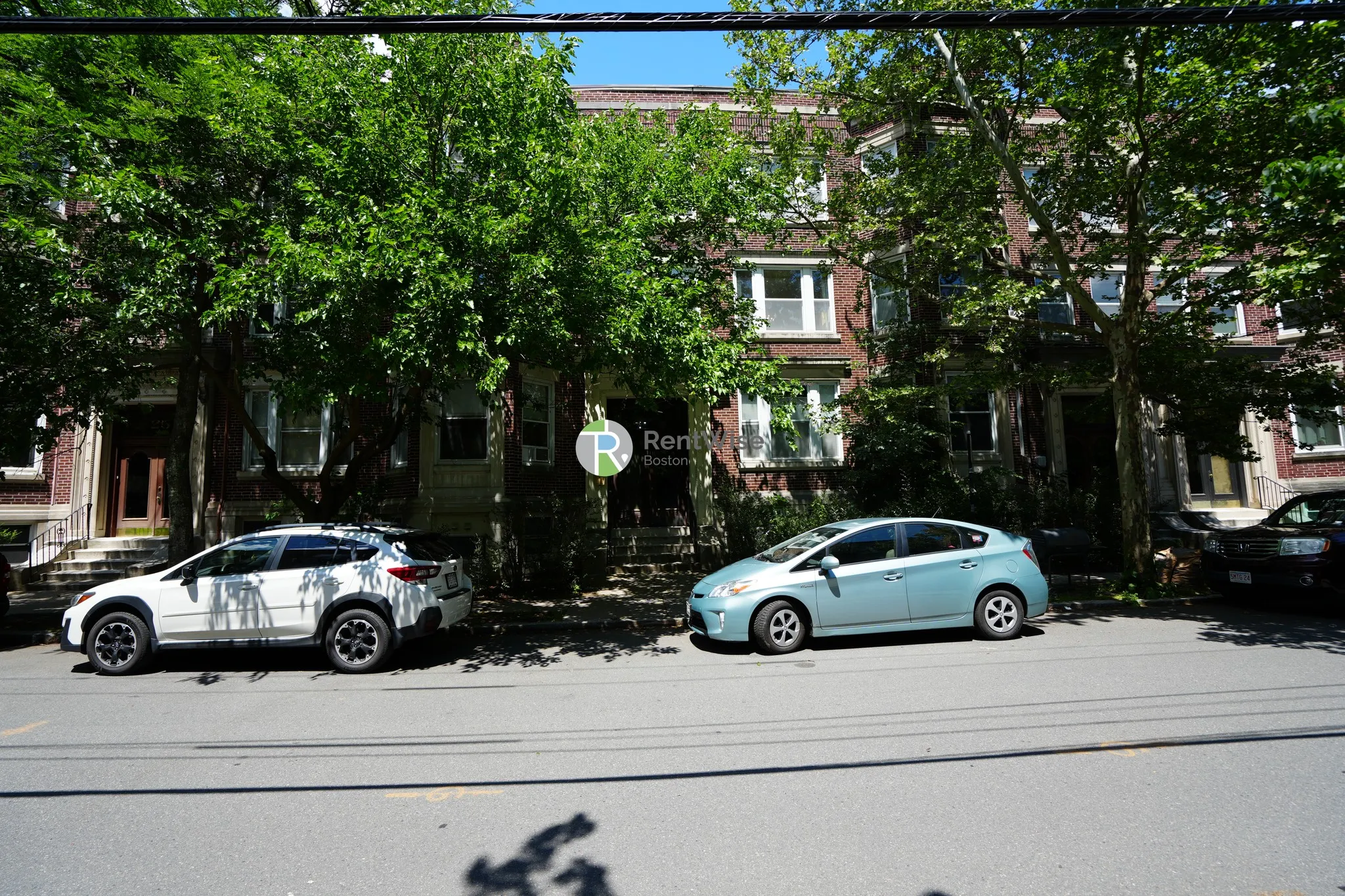 3 bed, 2 bath apartment for rent at 21 Gibbs St Unit 2a, North Brookline — photo 16 of 20