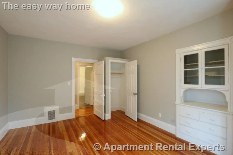 4 bed, 1 bath apartment for rent at 21 Granite St Unit 2, Union Square — photo 13 of 15