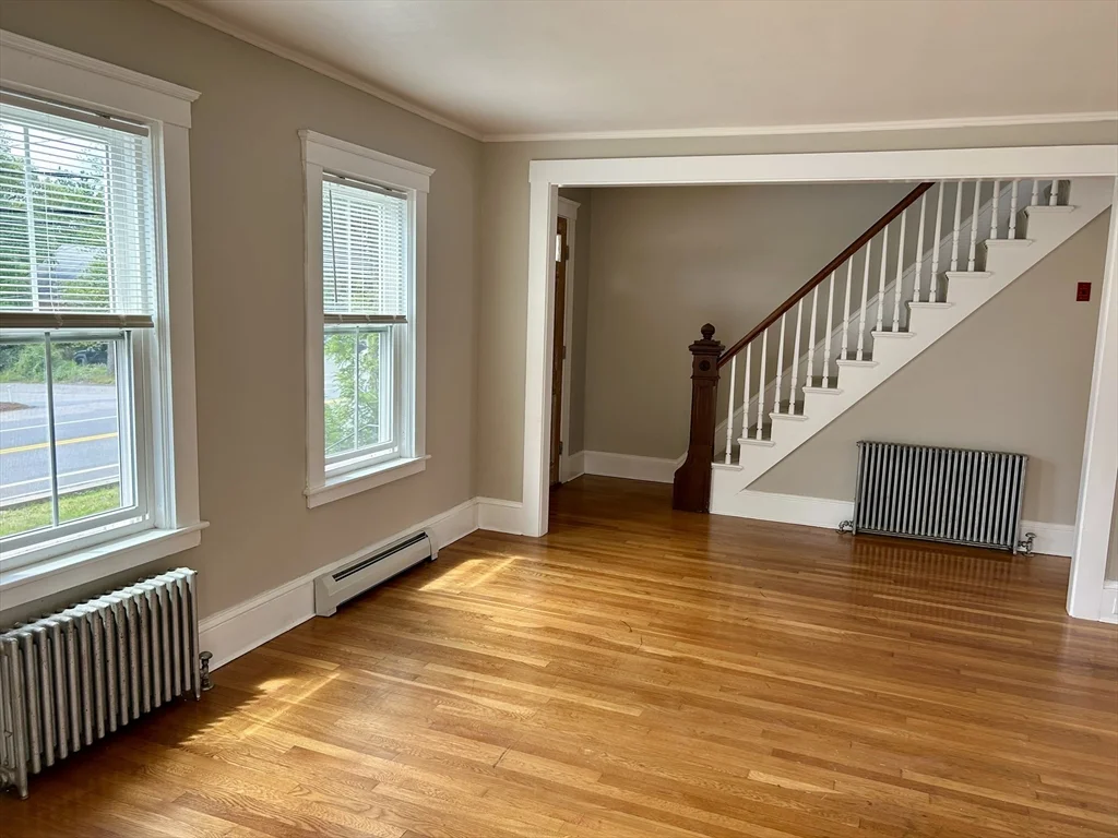 3 bed, 2 bath apartment for rent at 21 Great Rd Unit 21, Acton — photo 5 of 16