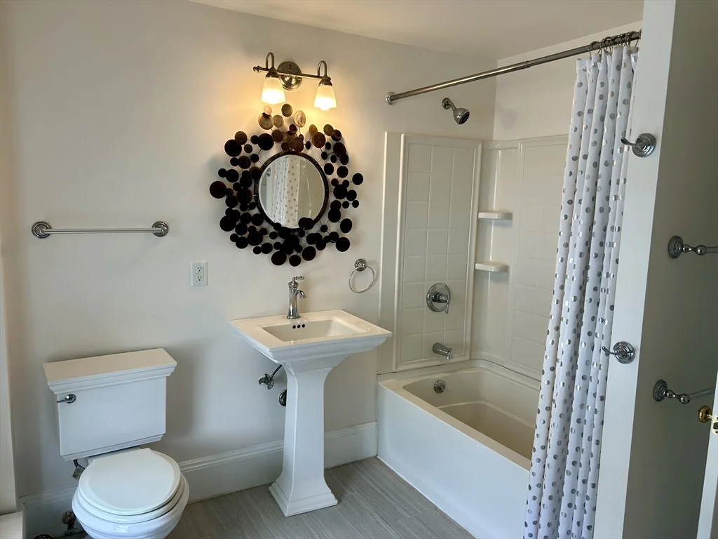 3 bed, 2 bath apartment for rent at 21 Great Rd Unit 21, Acton — photo 12 of 16