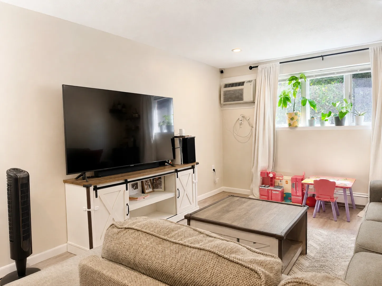 2 bed, 1 bath apartment for rent at 21 Greenwood St Unit 3, Melrose — photo 9 of 14