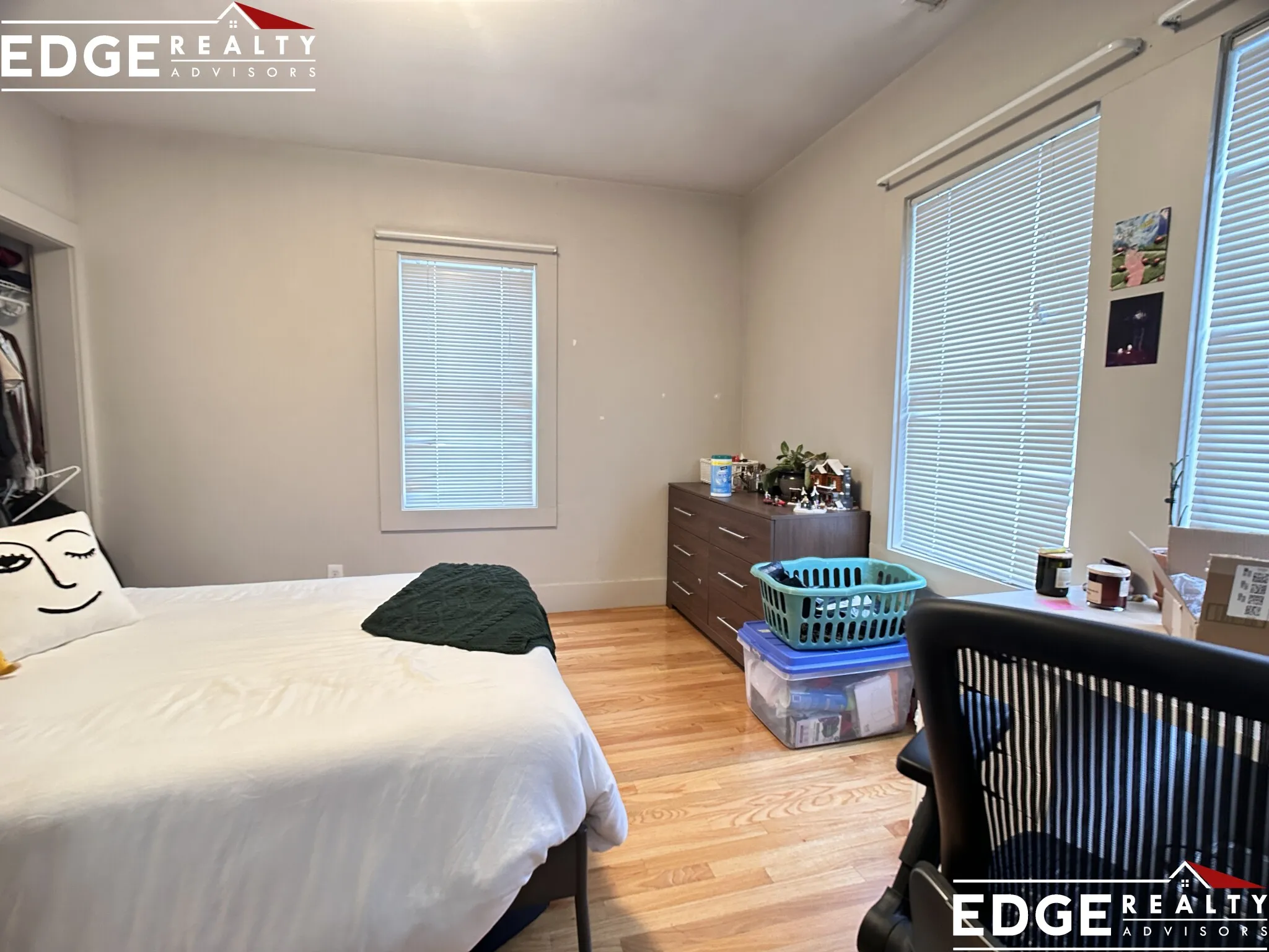 5 bed, 2 bath apartment for rent at 21 Greylock Rd Unit N/A, Allston — photo 4 of 11