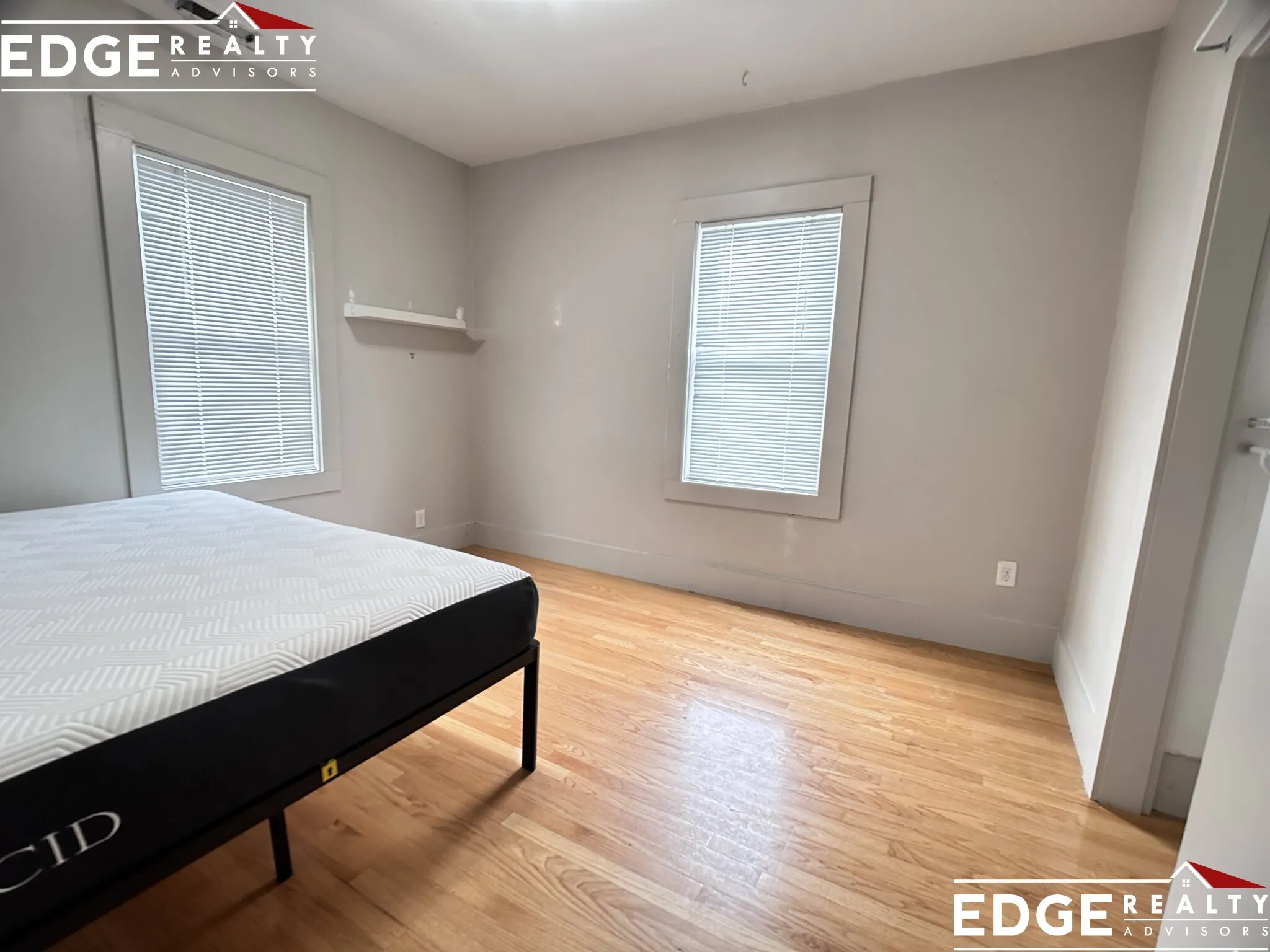 5 bed, 2 bath apartment for rent at 21 Greylock Rd Unit N/A, Allston — photo 11 of 11