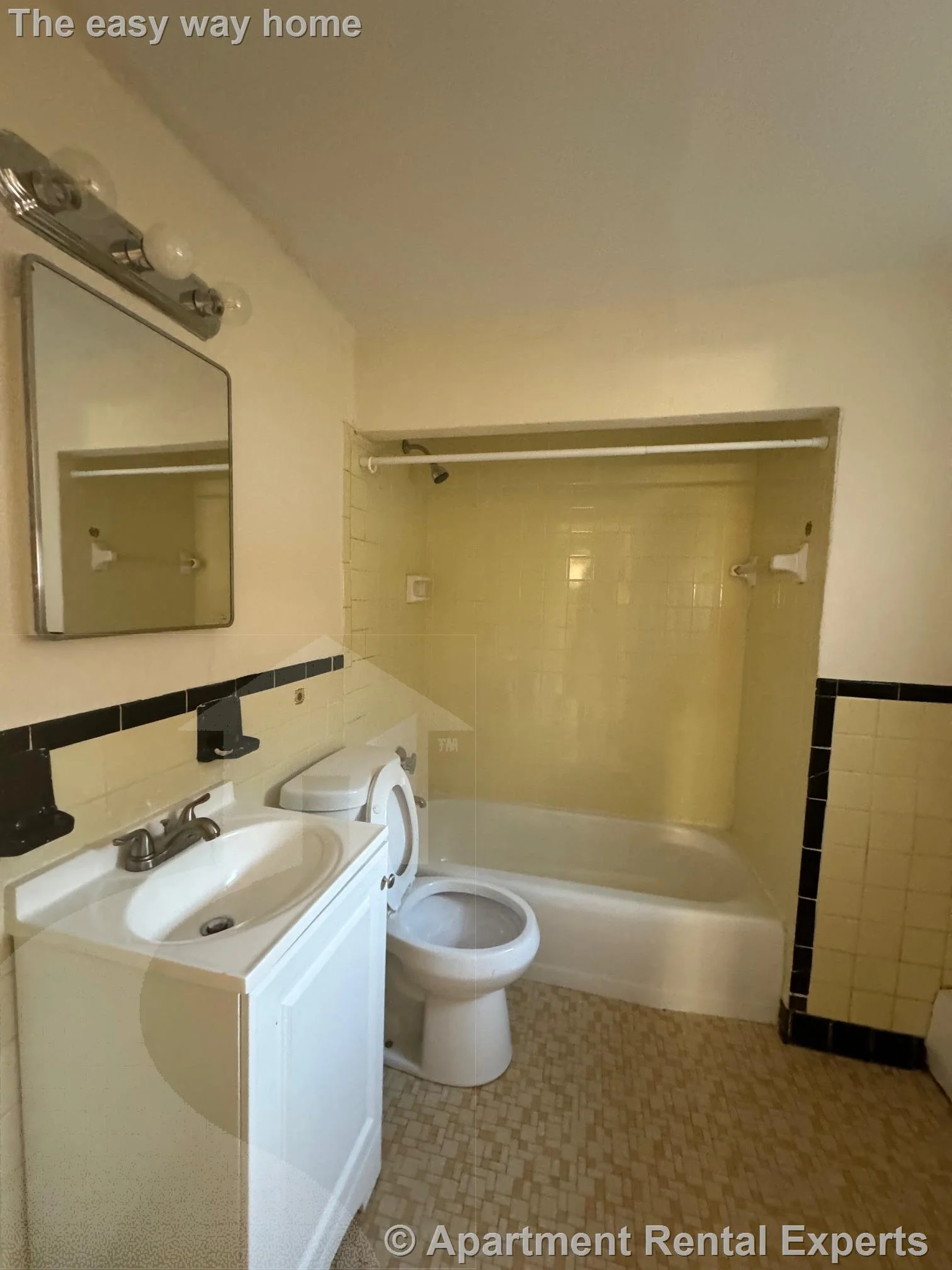 1 bed, 1 bath apartment for rent at 21 Grove St Unit 1, Arlington Center — photo 4 of 5