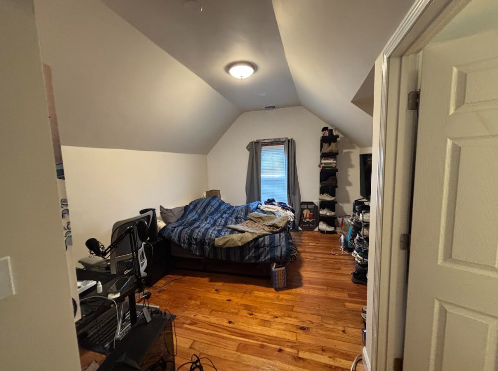 3 bed, 2 bath apartment for rent at 21 Hall St Unit 2, Medford — photo 17 of 22