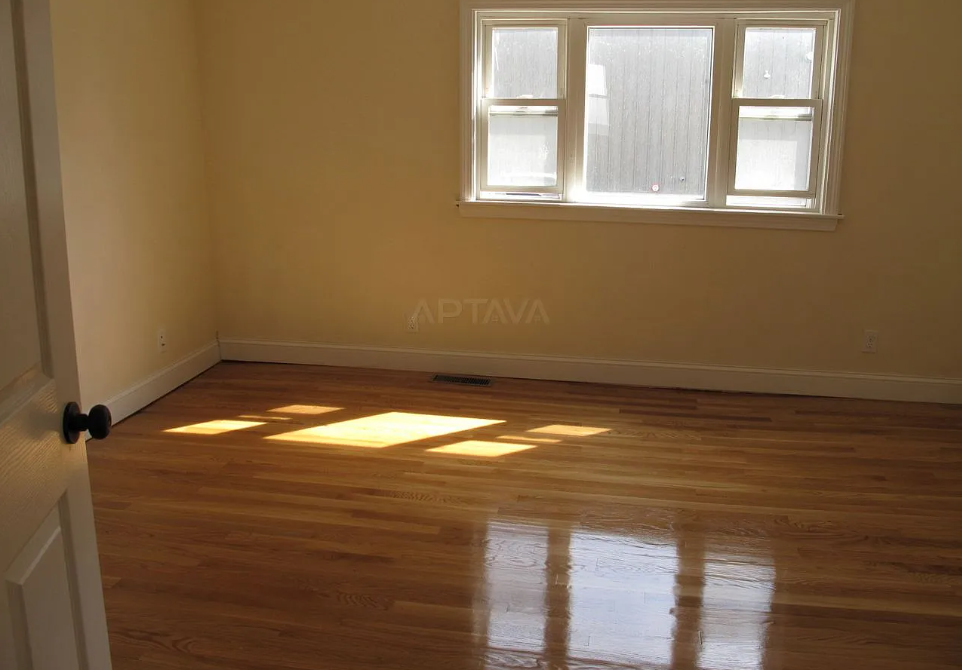 3 bed, 2 bath apartment for rent at 21 Hall St Unit 2, Medford — photo 12 of 22
