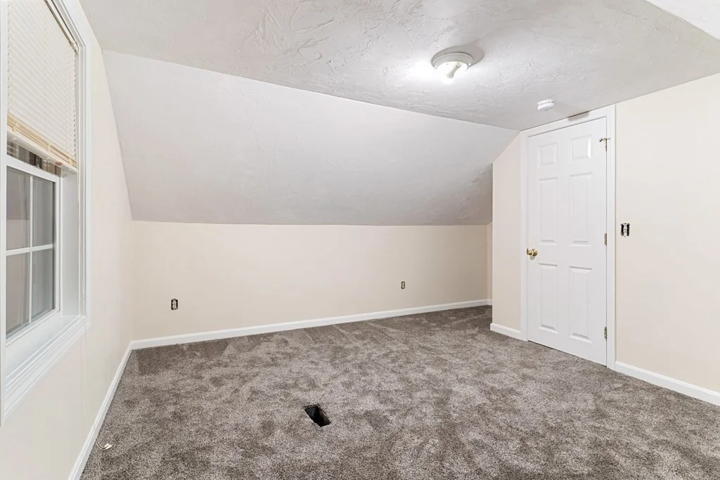 4 bed, 1 bath apartment for rent at 21 Halliden St Unit 21, Stoughton — photo 13 of 13