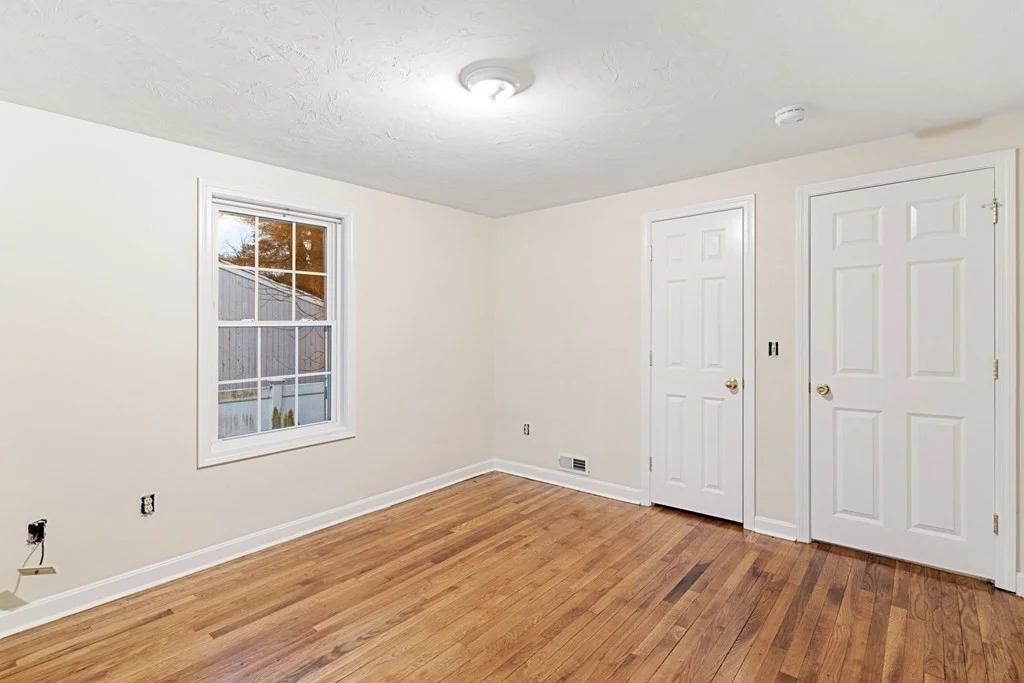 4 bed, 1 bath apartment for rent at 21 Halliden St Unit 21, Stoughton — photo 9 of 13