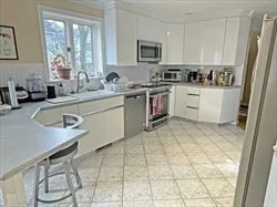 3 bed, 2 bath apartment for rent at 21 Hamlet St Unit 21, Newton — photo 3 of 15