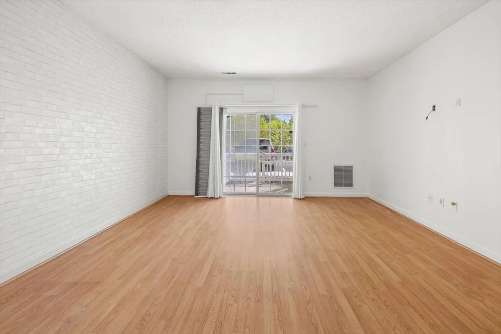 2 bed, 2 bath apartment for rent at 21 Hampshire Rd Unit 101, Methuen — photo 9 of 18