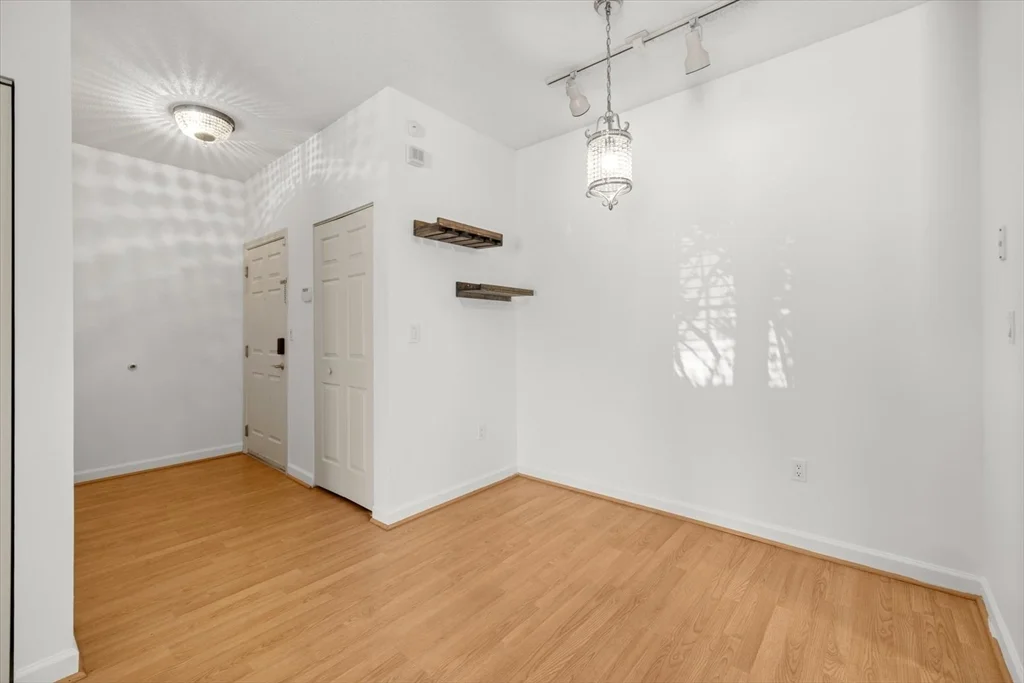 2 bed, 2 bath apartment for rent at 21 Hampshire Rd Unit 101, Methuen — photo 3 of 18
