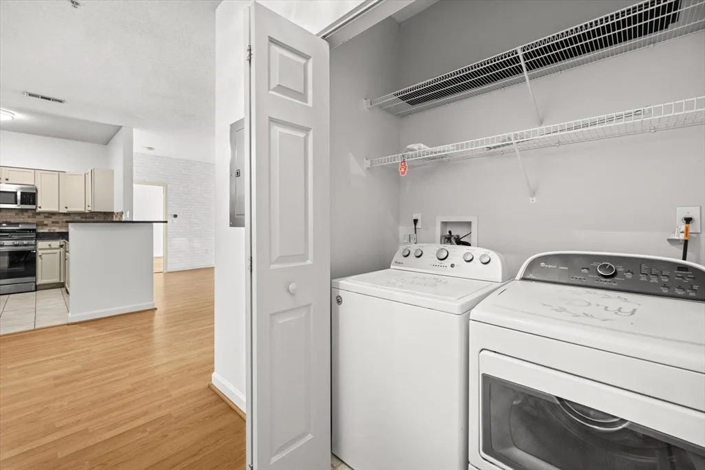 2 bed, 2 bath apartment for rent at 21 Hampshire Rd Unit 101, Methuen — photo 4 of 18