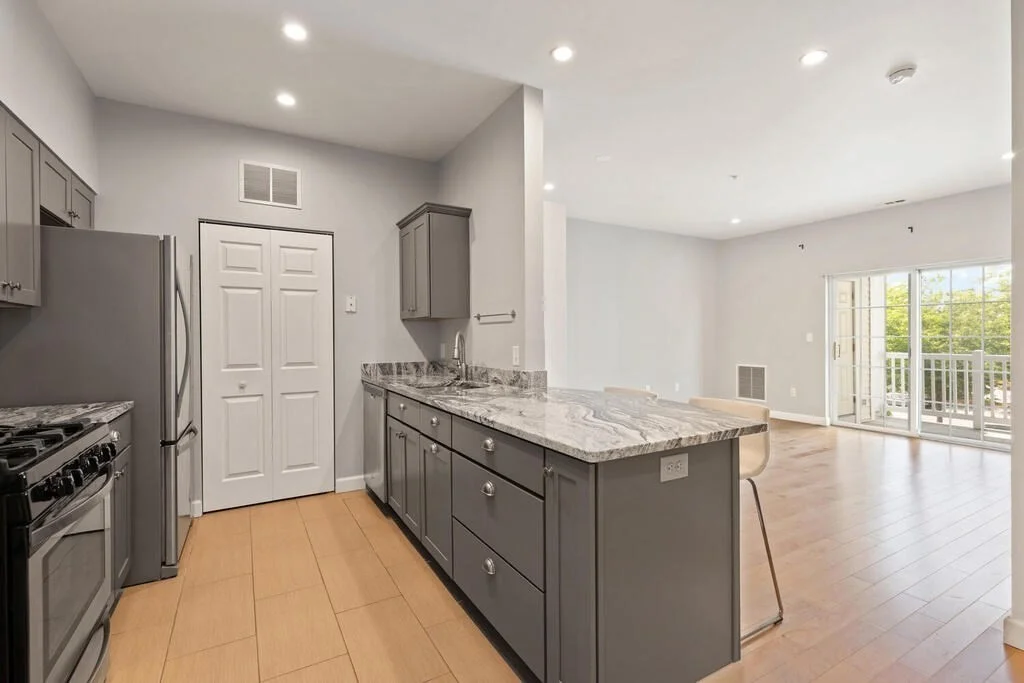 1 bed, 1 bath apartment for rent at 21 Hampshire Rd Unit 212, West Methuen — photo 6 of 36
