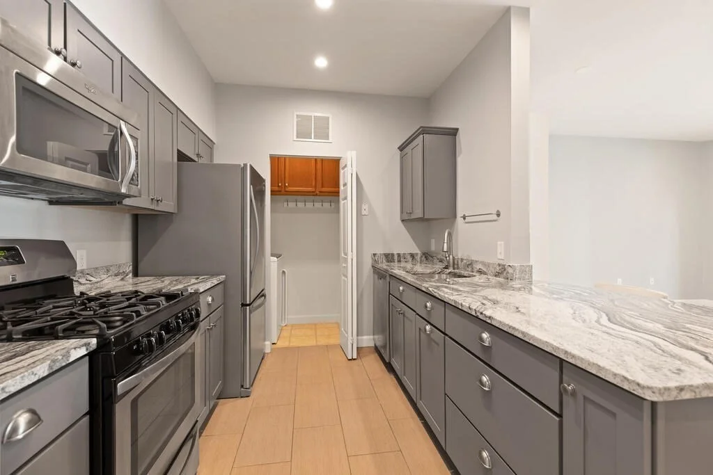 1 bed, 1 bath apartment for rent at 21 Hampshire Rd Unit 212, West Methuen — photo 8 of 36