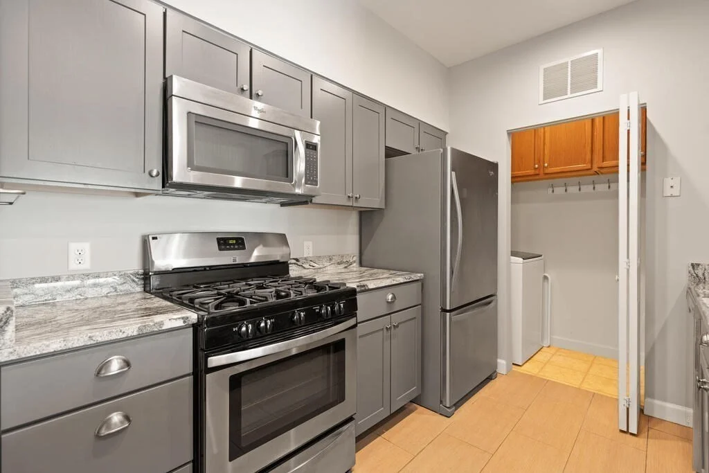 1 bed, 1 bath apartment for rent at 21 Hampshire Rd Unit 212, West Methuen — photo 5 of 36