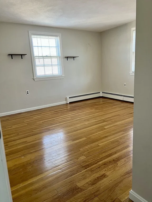 3 bed, 2 bath apartment for rent at 21 Harlow, Saugus — photo 8 of 21