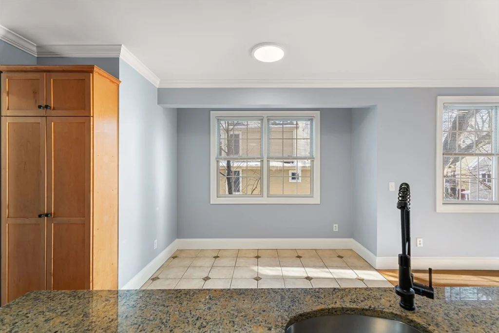 2 bed, 2 bath apartment for rent at 21 Harris St Unit 2, Ward Two — photo 5 of 15