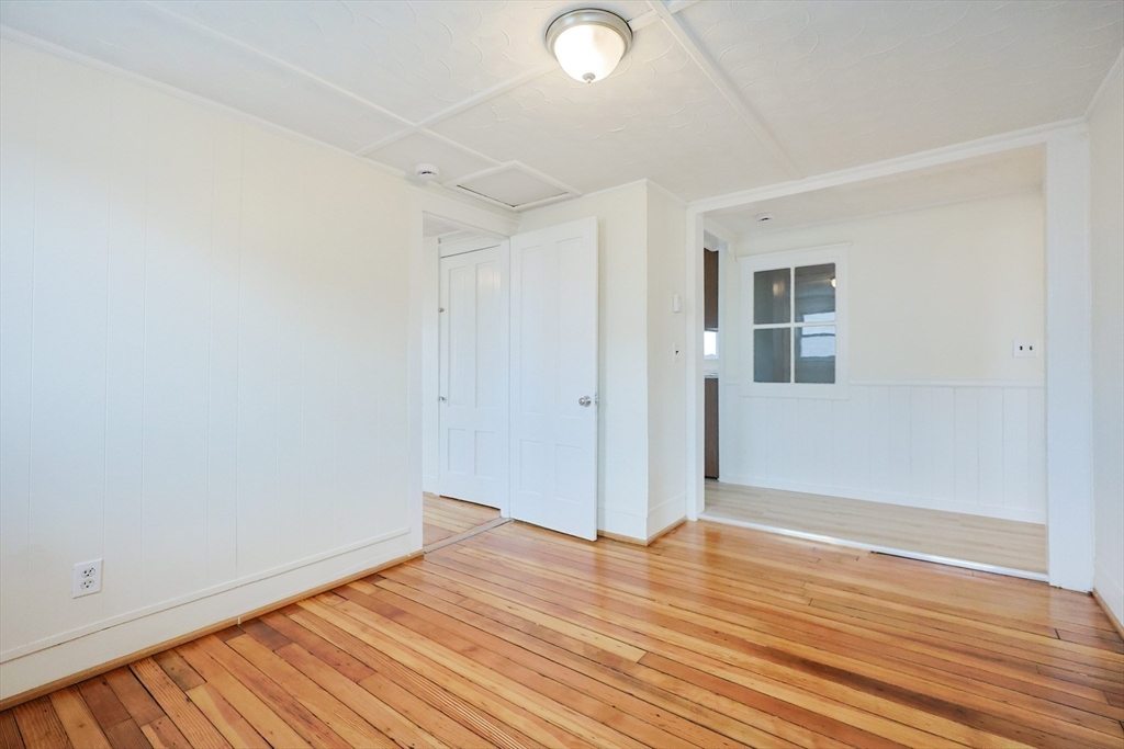 3 bed, 1 bath apartment for rent at 21 Harris Unit 3, Peabody — photo 9 of 17