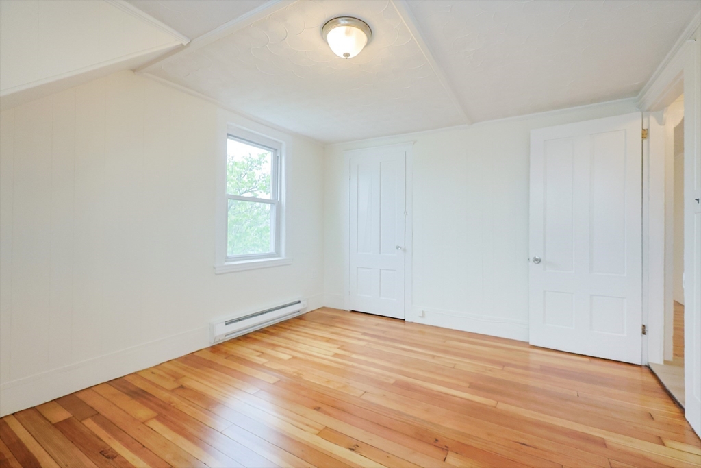 3 bed, 1 bath apartment for rent at 21 Harris Unit 3, Peabody — photo 12 of 17