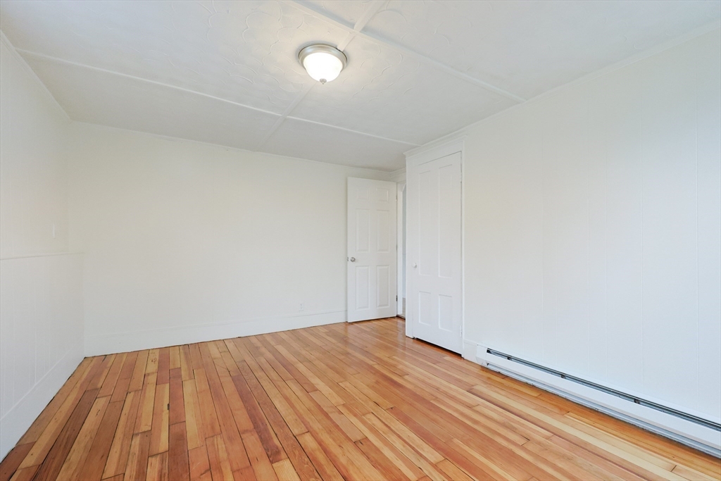 3 bed, 1 bath apartment for rent at 21 Harris Unit 3, Peabody — photo 10 of 17
