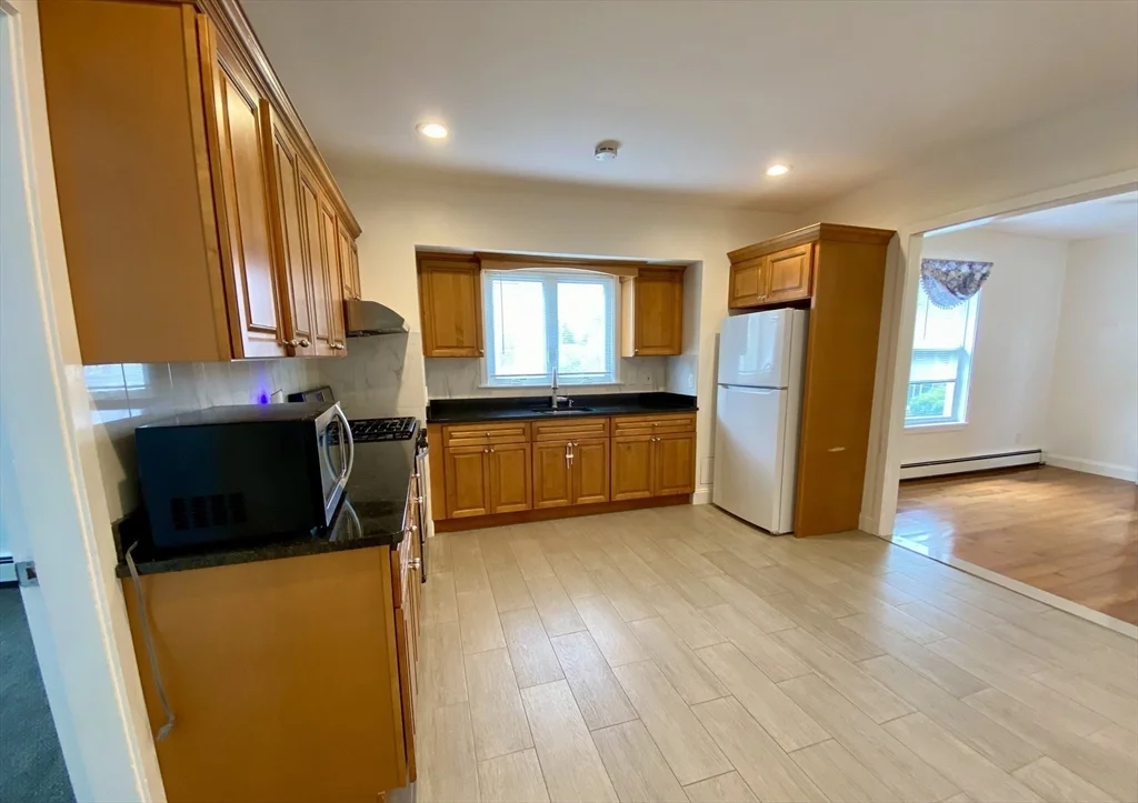 2 bed, 1 bath apartment for rent at 21 Heldun St Unit 2, West Roxbury — photo 4 of 19