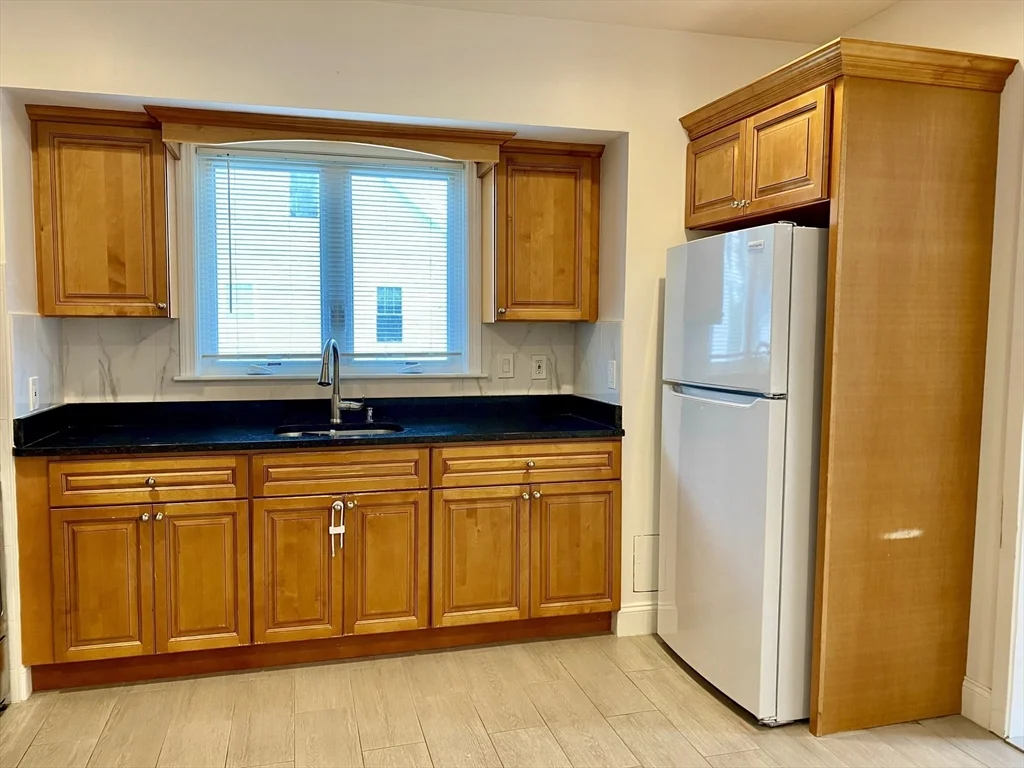 2 bed, 1 bath apartment for rent at 21 Heldun St Unit 2, West Roxbury — photo 3 of 19