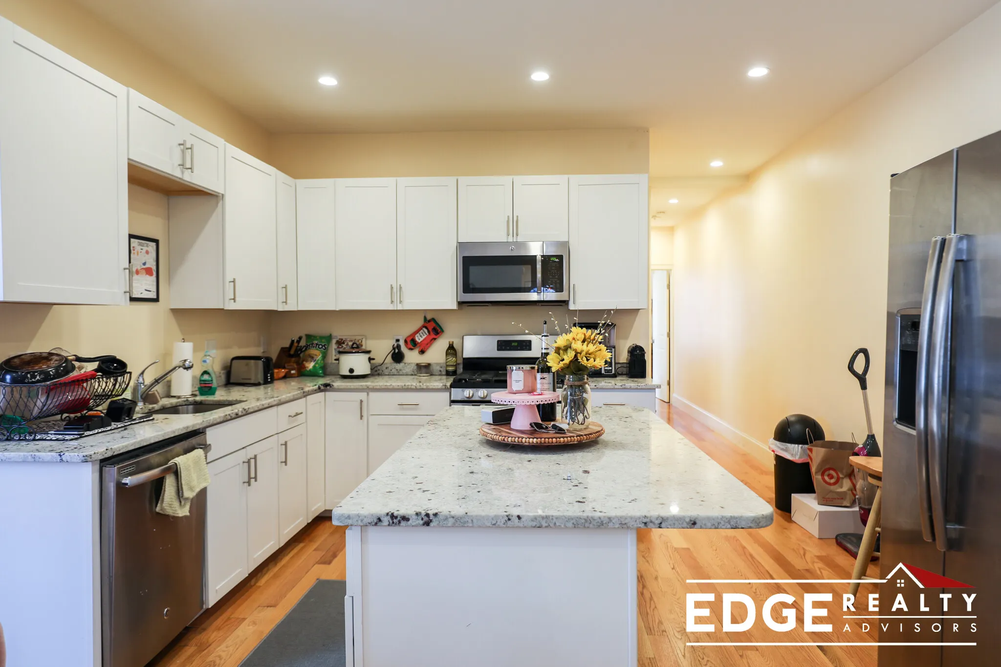 3 bed, 2 bath apartment for rent at 21 Higgins St Unit 1, Brighton