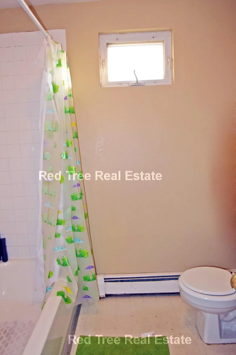 4 bed, 2 bath apartment for rent at 21 Highgate St Unit 1, Allston — photo 14 of 14