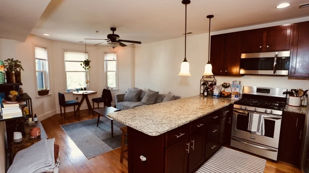 3 bed, 2 bath apartment for rent at 21 Highland Park Ave Unit 2, Roxbury — photo 1 of 25