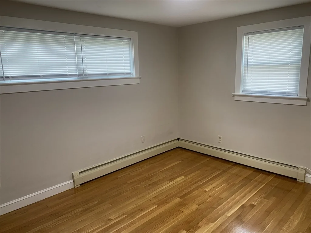 1 bed, 1 bath apartment for rent at 21 Highland Ter Unit 21, Needham — photo 4 of 5