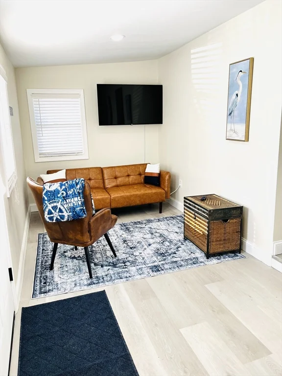 2 bed, 1 bath apartment for rent at 21 Hillside Ave Unit 0, Swansea — photo 5 of 20