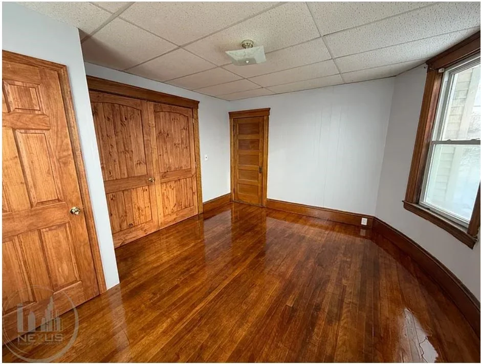 4 bed, 1 bath apartment for rent at 21 Hitchcock Rd Unit 3, Webster Square — photo 7 of 33