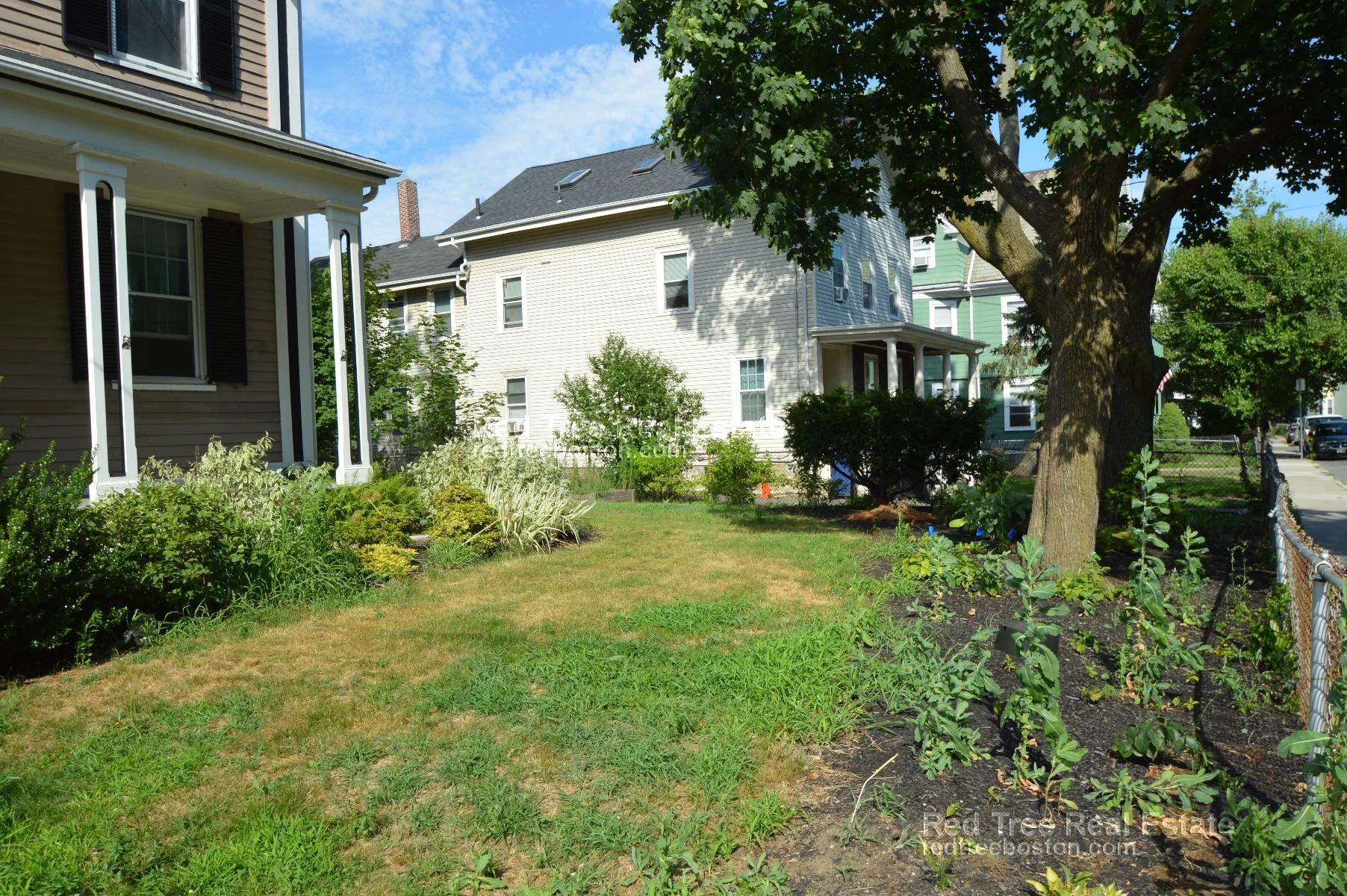 3 bed, 1 bath apartment for rent at 21 Holton St Unit 2, Allston — photo 2 of 17